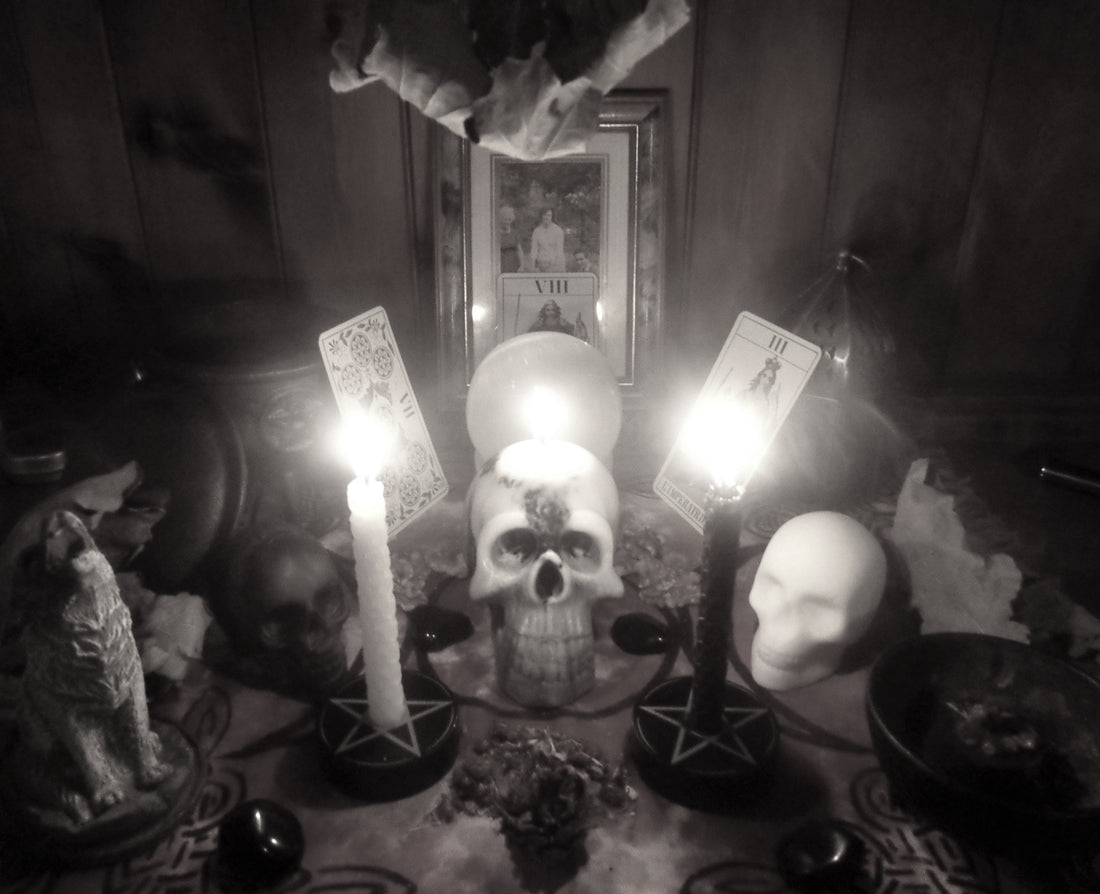 Building a Magickal Samhain Altar